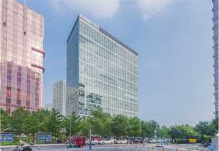 華東S型連續(xù)式提升機(jī)哪個(gè)好