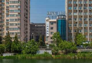 濟(jì)南無(wú)機(jī)?；⒅槟募液?><i></i></a><em></em></div>
                    <div   id=